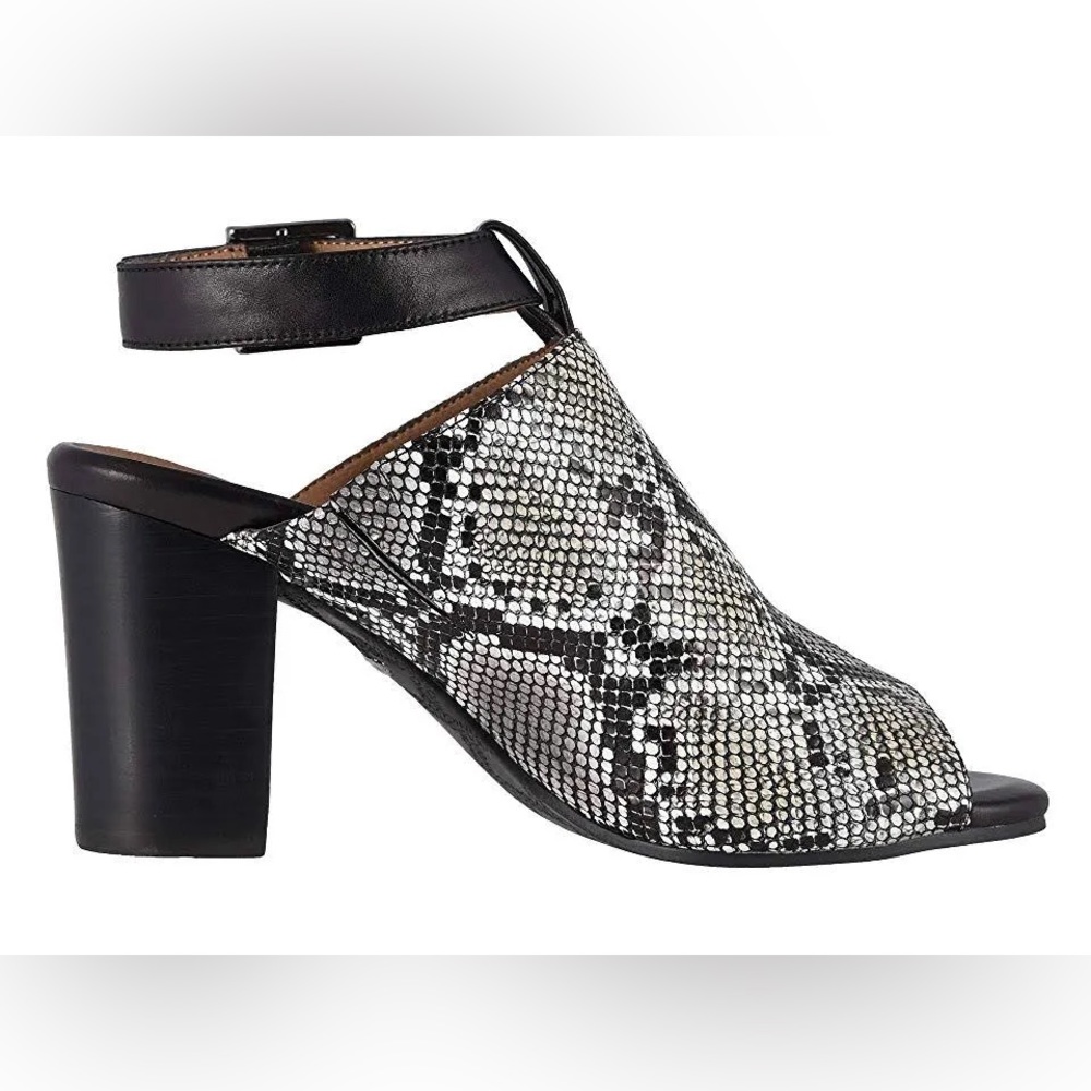 New In Box Vionic Kaia Snake Stacked Heel - image 2